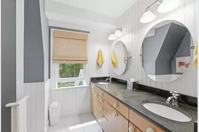 18 Village Green Ln, Holden, MA 01520 - Photo 33