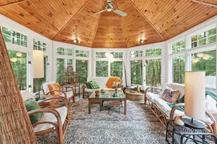 18 Village Green Ln, Holden, MA 01520 - Photo 7