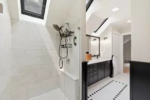 18 Village Green Ln, Holden, MA 01520 - Photo 25
