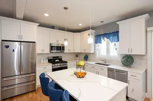 27 Pouts Ln, Uxbridge, MA 01569 - Photo 9