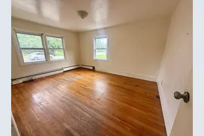 237 Summer St, Brockton, MA 02302 - Photo 13