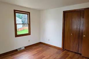 22 Pine Needle Ln, Springfield, MA 01118 - Photo 13