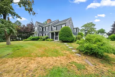 793 Lynnfield St, Lynn, MA 01904 - Photo 9