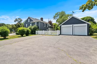 793 Lynnfield St, Lynn, MA 01904 - Photo 13