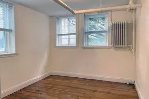 15 Thatcher St, Brookline, MA 02446 - Photo 5
