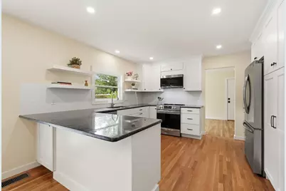31 Colonial Court, Amherst, MA 01002 - Photo 15