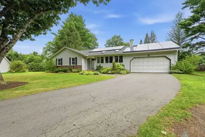 31 Colonial Court, Amherst, MA 01002 - Photo 3