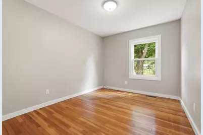 31 Colonial Court, Amherst, MA 01002 - Photo 23