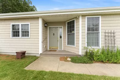 12 Summerfield Dr #12, Uxbridge, MA 01569 - Photo 3