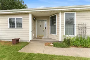 12 Summerfield Dr, Uxbridge, MA 01569 - Photo 3
