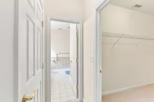 12 Summerfield Dr, Uxbridge, MA 01569 - Photo 17