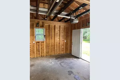 100 Conant St, Gardner, MA 01440 - Photo 9