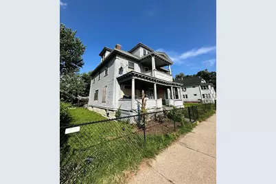 49 Maynard St, Springfield, MA 01109 - Photo 3