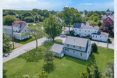 23 Hammond St, Mattapoisett, MA 02739 - Photo 19