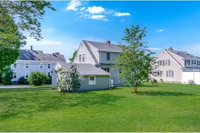 23 Hammond St, Mattapoisett, MA 02739 - Photo 3