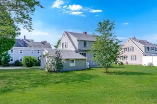 23 Hammond St, Mattapoisett, MA 02739 - Photo 3