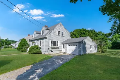 23 Hammond St, Mattapoisett, MA 02739 - Photo 3