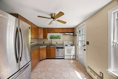 39 Norman Ave, Taunton, MA 02780 - Photo 11