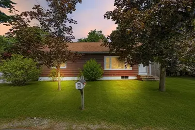 39 Norman Ave, Taunton, MA 02780 - Photo 3
