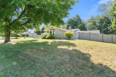 11 Nichols Road, Peabody, MA 01960 - Photo 3