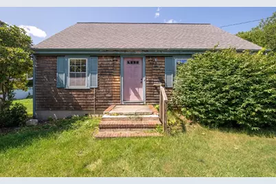 24 Jesse St, Fairhaven, MA 02719 - Photo 3