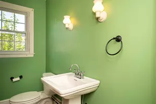 24 Jesse St, Fairhaven, MA 02719 - Photo 21
