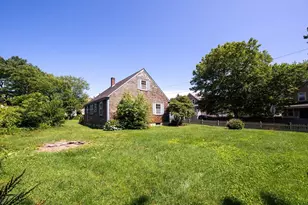 24 Jesse St, Fairhaven, MA 02719 - Photo 37