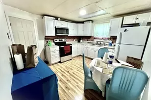116 Midland St, Lowell, MA 01851 - Photo 9