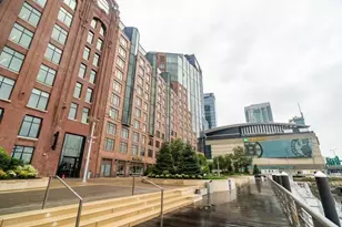 100 Lovejoy Wharf, Boston, MA 02114 - Photo 23