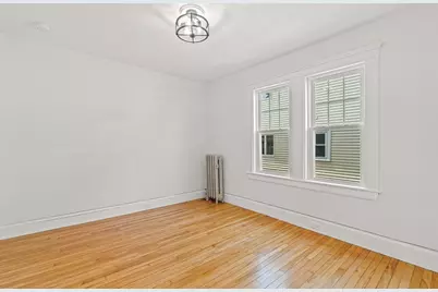 44-46 Woods Ave #44, Somerville, MA 02144 - Photo 19