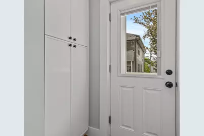 44-46 Woods Ave #44, Somerville, MA 02144 - Photo 31