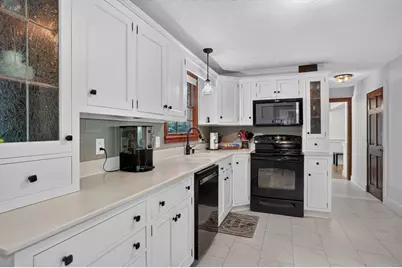 83 Crestwood Dr, Northborough, MA 01532 - Photo 11