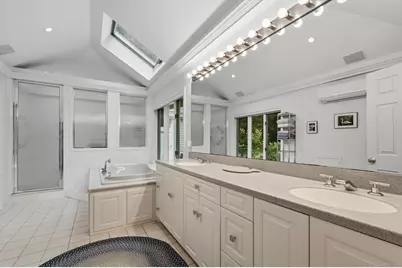 34 Shirley Point Rd, Barnstable, MA 02632 - Photo 19