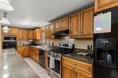 229 Tispaquin St, Middleborough, MA 02346 - Photo 15