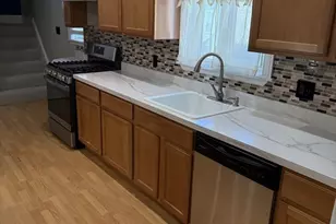 329 Freeport St, Boston, MA 02122 - Photo 3