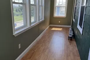 329 Freeport St, Boston, MA 02122 - Photo 5