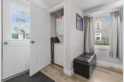 27-R Monroe St, Taunton, MA 02780 - Photo 15