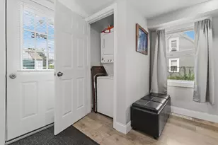 27 R Monroe St, Taunton, MA 02780 - Photo 15