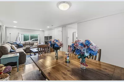 27-R Monroe St, Taunton, MA 02780 - Photo 9