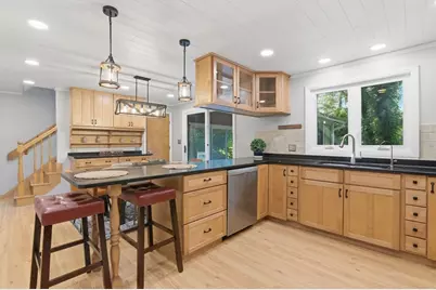 7 Oxyoke Dr, Methuen, MA 01844 - Photo 11