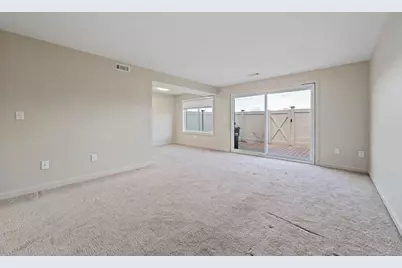 51 Cottonwood Dr #90-2, Stoughton, MA 02072 - Photo 5