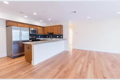 5165 Washington #7, Boston, MA 02132 - Photo 15