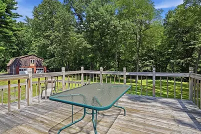 414 Mountain Rd, Holyoke, MA 01040 - Photo 37