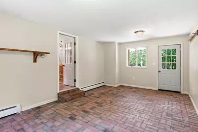 414 Mountain Rd, Holyoke, MA 01040 - Photo 7