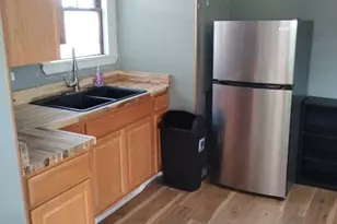 7 Pleasant St, Ware, MA 01082 - Photo 11