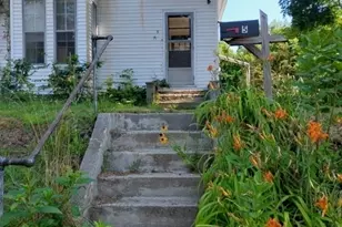 7 Pleasant St, Ware, MA 01082 - Photo 5