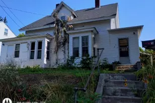 7 Pleasant St, Ware, MA 01082 - Photo 3