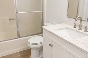 39 Randolph Dr, Tewksbury, MA 01876 - Photo 5