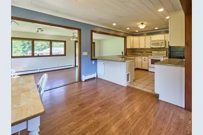 554 Sharps Lot Road, Swansea, MA 02777 - Photo 9