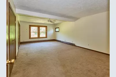 554 Sharps Lot Road, Swansea, MA 02777 - Photo 17